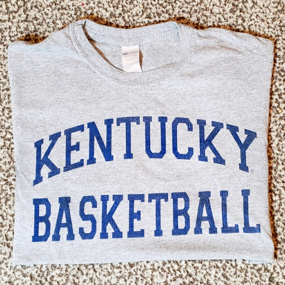 UK Kentucky Basketball t-shirt
